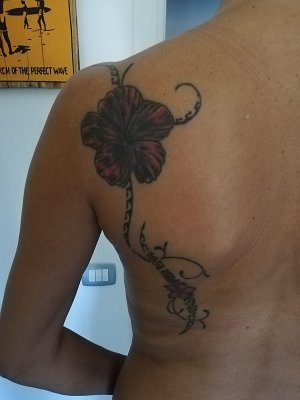 Photo of Luisas existing tattoo