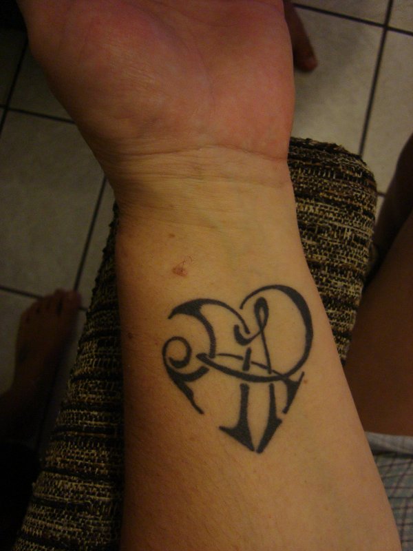 Ana - A+R heart tattoo photo