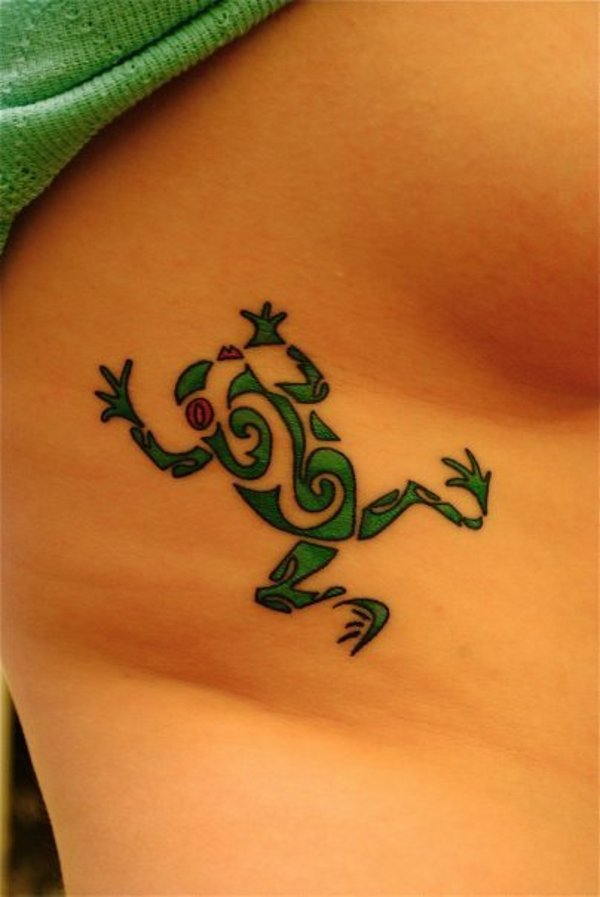 Anna - Frog tattoo