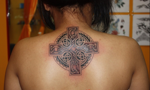 Borneo Art - Celtic cross tattoo photo