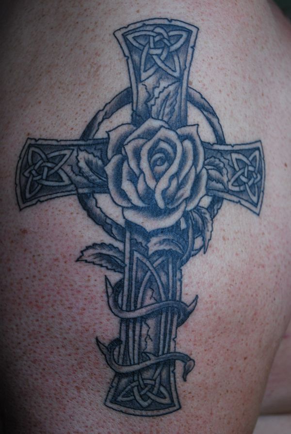 Marco - Cross rose tattoo