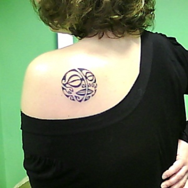 Milena - Sun-moon tattoo