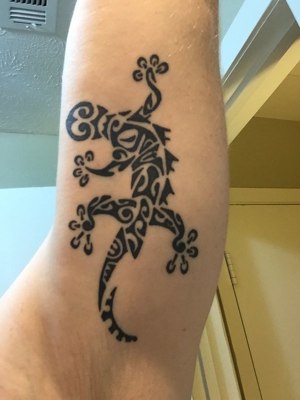 Russell - Gecko tattoo photo