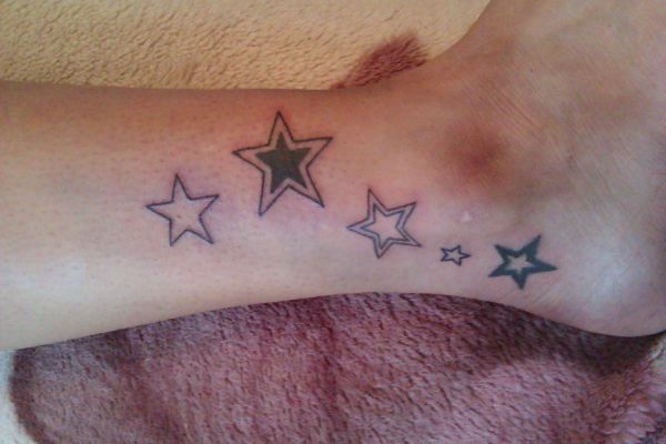 Sara - stars tattoo photo