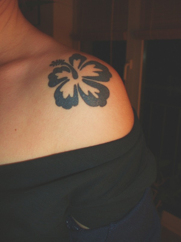 Sina - Hibiscus flower tattoo photo