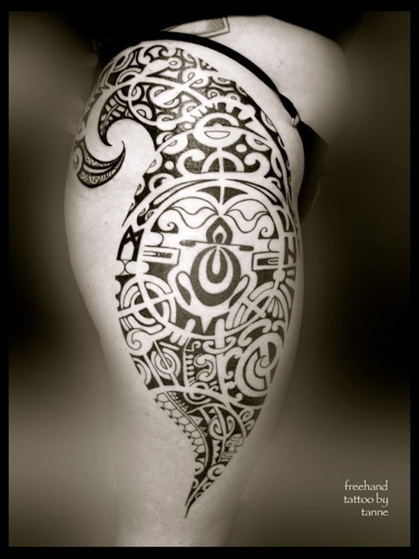 Tanne - Polynesian thigh tattoo photo